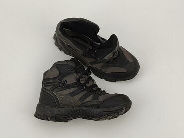 buty na koturnie czarne sportowe: Sport shoes foot-size-38, Used