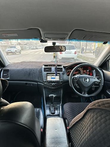 бюджетные авто: Honda Accord: 2002 г., 2.4 л, Автомат, Бензин, Седан — 4