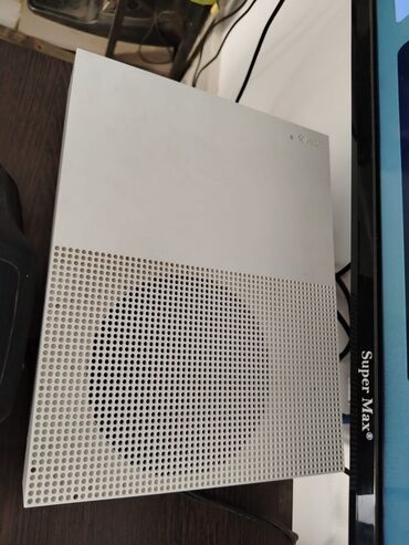 iphone 5 s plata: X BOX İPHONE MADELİ İLƏ BARTER VAR İPHONE X + YUXARİ MADELER İLƏ