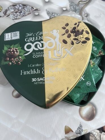 Toy paltarları və aksesuarları: SlimLux kofelerin yeni Good Lux cofeleri artig mocuzeler yaradir. Ilk