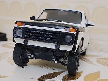 varli ata kasib ata: Maket avtomobil – Lada Niva (1:24 ölçülü) barter var real alıcıya cüzi — 8
