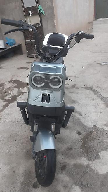 бу продать: 🏍️ СКУТЕР САТЫЛАТ! 💰 Баасы: 10 000 сом, кеми бар! ❗ Косяктары: - 2 — 1