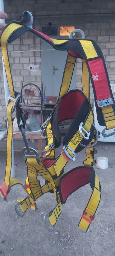 Təhlükəsizlik kəmərləri və tıxaclar: Alpinist kəməri az işlənmiş 700 azn ciddi şəxslər narahat etsin — 7