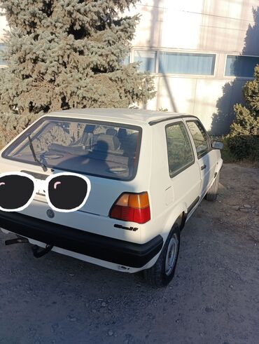 рация б у: Volkswagen Golf: 1988 г., 1.8 л, Механика, Бензин, Хетчбек