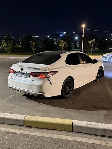 на тойота: Toyota Camry: 2018 г., 2.5 л, Автомат, Бензин, Седан — 4