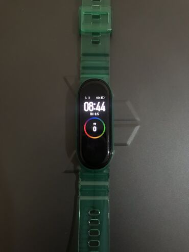 наручные часы оригинал: Mi band 4. Оригинал от Xiaomi Часы, браслет, зарядное устройство