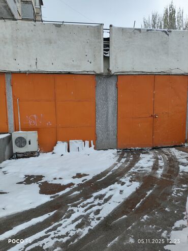 дом ысык ата: 8 микр.Сдаётся в аренду склад тёплый есть вода канализация 3 фазы