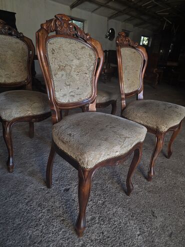 Stilski trpezarijski stolovi: Stilski trpezarijski stolovi na lalafo.rs — 5 Stilski trpezarijski stolovi: Stilski trpezarijski stolovi — 5