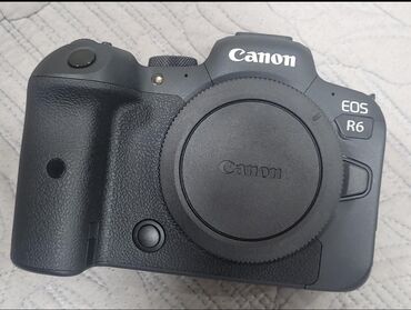 Фотоаппараты: Продаю Canon r6 + rf24-105 привозная с Кореи в отличном состоянии