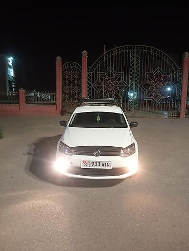 17 215 55: Volkswagen Polo: 2012 г., 1.6 л, Механика, Газ, Седан — 4
