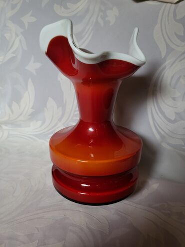 Ostali antikviteti: Vaza rucni rad Dragan Drobnjak iz 70ih. Vaza je perfektna,na vrhu — 7