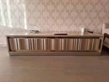 Digər mebel: TehiTV stend. İtalya istehsali. 170azn. ünvan montin*Tehi