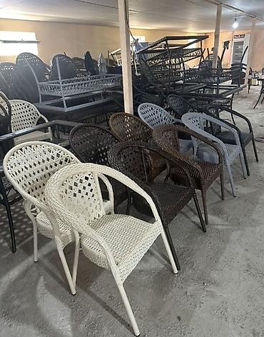 Бакча отургучу Ротанг, Акысыз жеткирүү