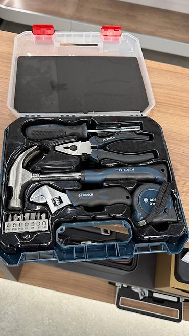 столяра видов: Набор ручных инструментов Bosch в пластиковом кейсе. Универсальный — 1