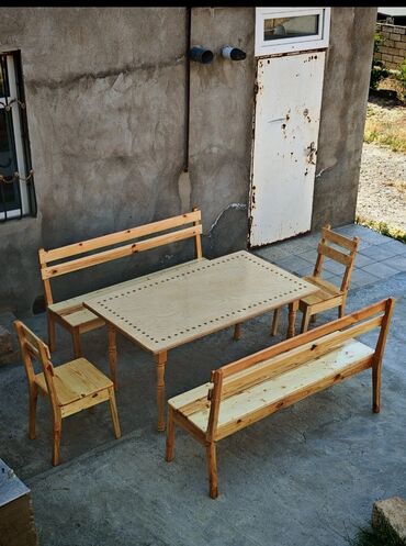2ci əl stol stul: 8 nəfərlik stol, stul, skamya dəsti.
Bağ evləri və kafe üçün