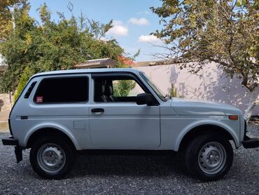 VAZ (LADA): VAZ (LADA) 4x4 Niva: 1.7 l | 2013 il 211000 km Ofrouder/SUV — 3