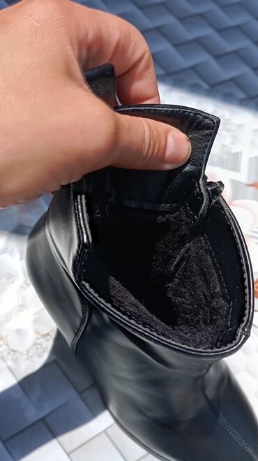 Botinka və botilyonlar: Burberry, Ölçü: 38.5, rəng - Qara, Yeni — 5