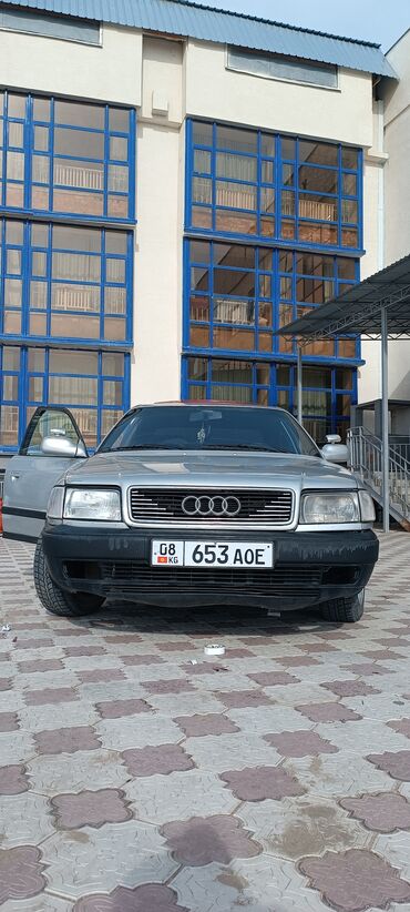 бортовой машина: Audi S4: 1992 г., 2 л, Механика, Бензин, Седан