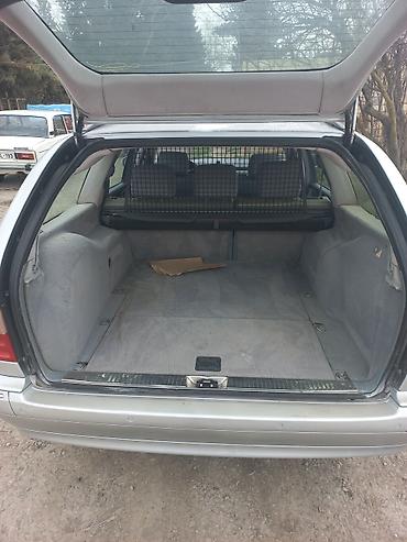 Mercedes-Benz: Mercedes-Benz E 240: 2.4 l | 2000 il Universal — 8