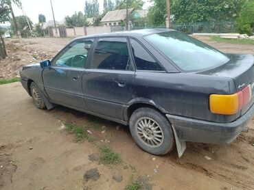 авто симуляторы: Audi 80: 1989 г., 1.8 л, Механика, Бензин, Седан