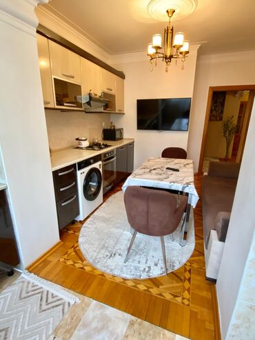 Куплю квартиру: Баку, 4 комнаты, Вторичка, м. Ази Асланов, 125 м²