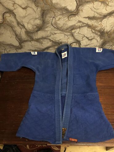spor geyim: Judo Arginal Kimano 1 ay geynmisem Hal Halzirda qalir 200 manat yaxin