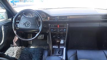 124: Mercedes-Benz W124: 1995 г., 3.2 л, Автомат, Газ, Седан — 3