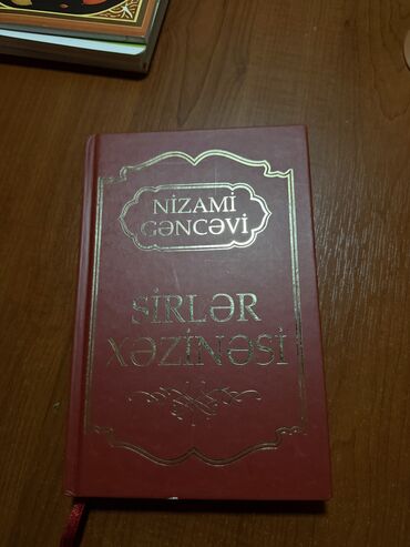 kainat informatika kitabi pdf: Nizami Gəncəvinin sirlər xəzinəsi, cəmi 5 manata