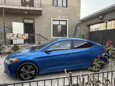 Hyundai: Hyundai Elantra: 2 l | 2016 il Sedan