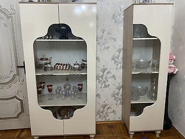 paltar vitrin: 2 si biryerdə satılır səliqəli işlənib real alıcıya endirim var — 1