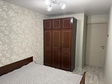 Кровати: Продаю б/у спальный гарнитур Двуспальная кровать с матрасом И шкаф - — 2