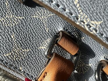 Классические сумки: Продаю сумку JOOP! Новую со всеми этикетками! закрывается магнитной — 3