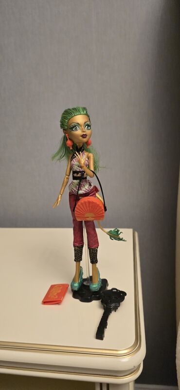 kukla sekli: Jinafire Long из коллекции "New Scaremester" Monster High 2013 Кукла