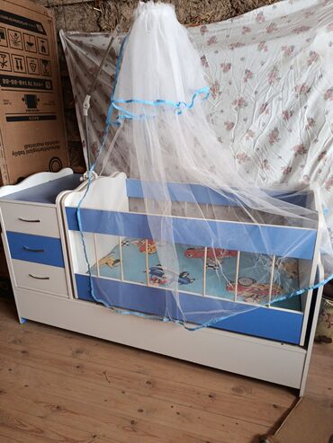 Beşiklər: Oğlan və qız üçün, İşlənmiş, Dördbucaq, Beşik, Dəst ilə, Matras ilə, Yellənmə mexanizmsiz — 3