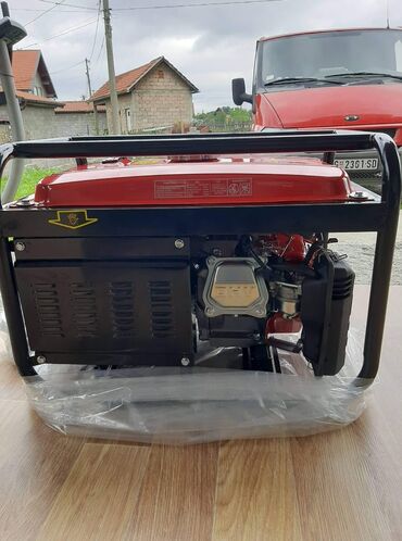 Agregati: Agregat za struju "ROYAL KRAFT" PROFESIONAL Benzinac 6L-12H 9.5kw 3 — 9