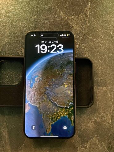 Apple iPhone: IPhone 15 Pro Max, Б/у, 512 ГБ, Белый, Зарядное устройство, Защитное стекло, Чехол, 89 %