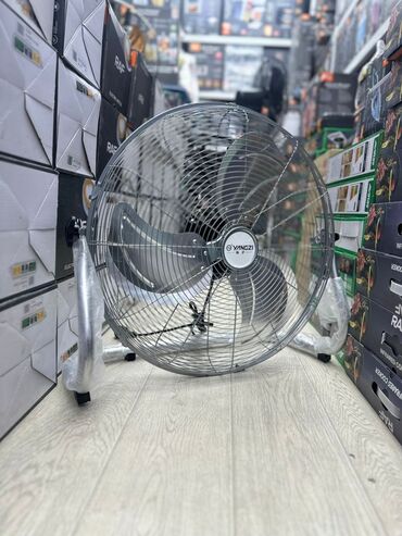 Вентиляторы: Вентилятор AEG, Напольный