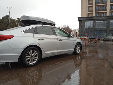 Hyundai: Hyundai Sonata: 2016 г., 2 л, Типтроник, Газ, Минивэн