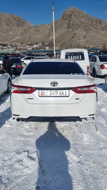 сиз 82 1: Toyota Camry: 2017 г., 2.5 л, Автомат, Бензин, Вэн/Минивэн