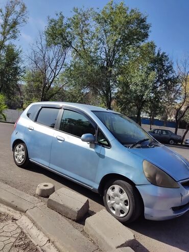 обмен на фит джаз: Honda Fit: 2001 г., 1.3 л, Типтроник, Бензин