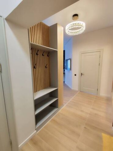 Долгосрочная аренда квартир: 3 комнаты, Собственник — 16