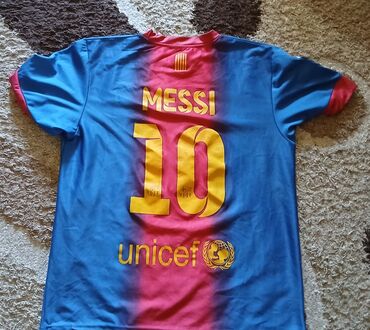 tom tailor majice sa kragnom: Dres Messi FCB,vel L