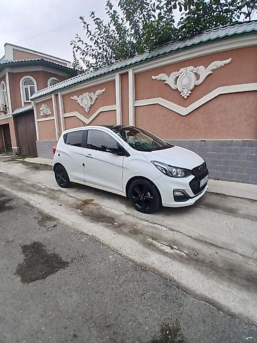 e34 2 5: Chevrolet Spark: 2019 г., 1 л, Автомат, Бензин, Хэтчбэк — 2