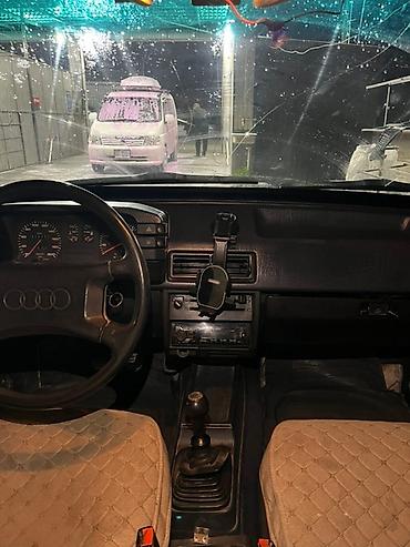 Audi: Audi 80: 1986 г., 1.8 л, Механика, Седан — 7