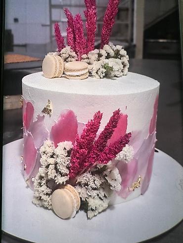 bakery: Rollen Bakery — свежая выпечка каждый день Что предлагаем: - Торты на — 8