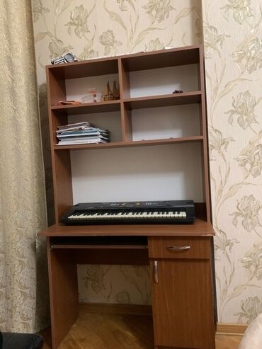 письменный стол купить: Künc masa, Polkalı, Siyirməli, Teksturalı laminat