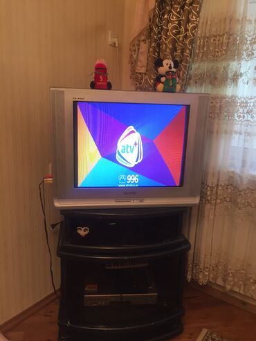 ТВ и видео: Б/у Телевизор Samsung 72" Самовывоз