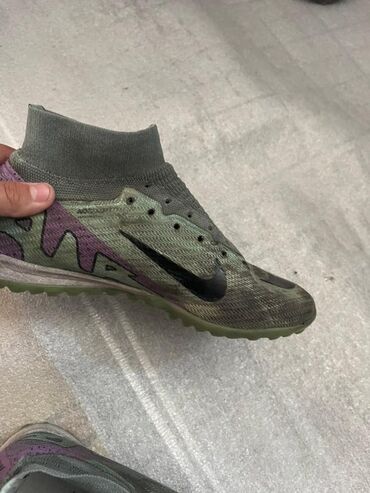вечернее платье с: Эркектердин кроссовкасы, 38, Nike, Колдонулган, түсү - Боз, Өзү алып кетүү