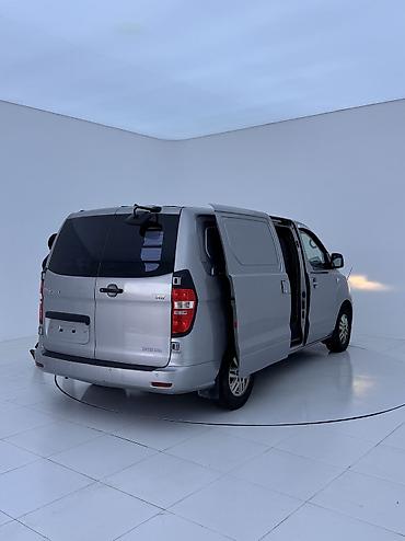 Hyundai: Hyundai Starex: 2019 г., 2.5 л, Автомат, Дизель, Фургон — 5