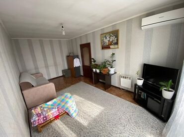 квартира ахунбаева: 2 комнаты, 43 м², Элитка, 2 этаж, Старый ремонт, Электрическое отопление, Автономное отопление